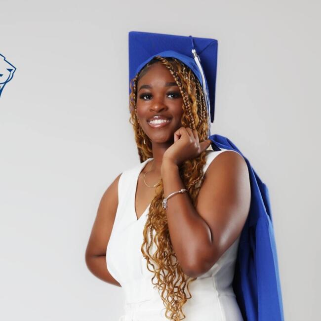 Babysitter in Enterprise: Jayda