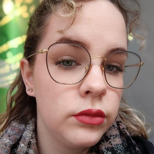 Babysitter in Noisy-le-Sec: Maelann