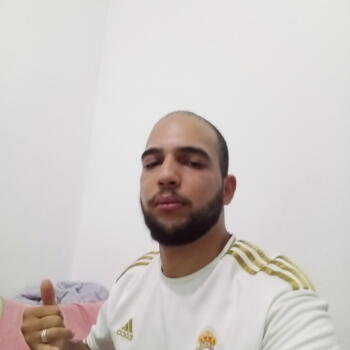 Emprego de babá em São José dos Campos: emprego de babá Leonardo