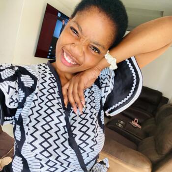 Babysitter in KwaMashu: Nokubonga