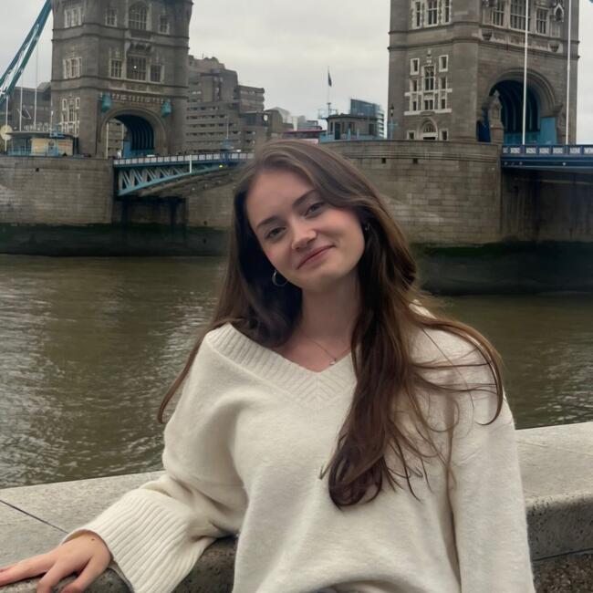 Babysitter in Dresden: Laura Alyssa