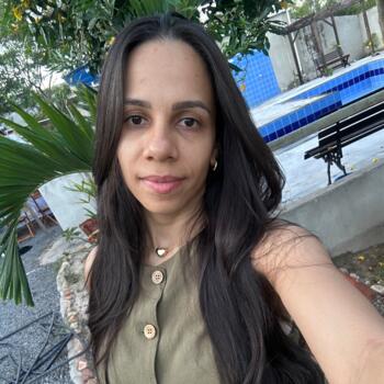 Babysitting job in Senhor do Bonfim: babysitting job Poliana