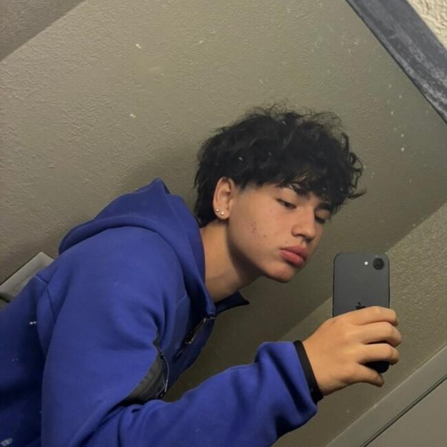 Babysitter in Kissimmee (Florida): Alejandro