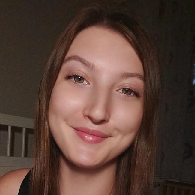 Babysitter in Hódmezővásárhely: Hédi