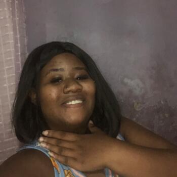 Babysitter in Belo Horizonte: Yasmin