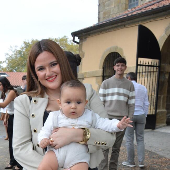 Nanny in Torrelavega: Irati