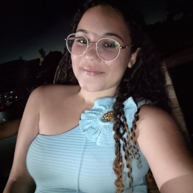 Babysitter in Umuarama: Andressa