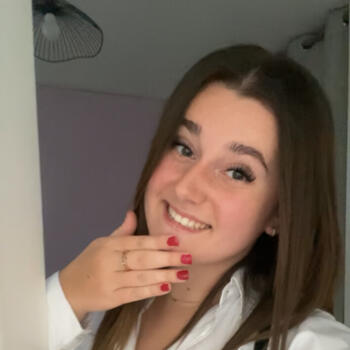Babysitter in Montmorillon: Wendy