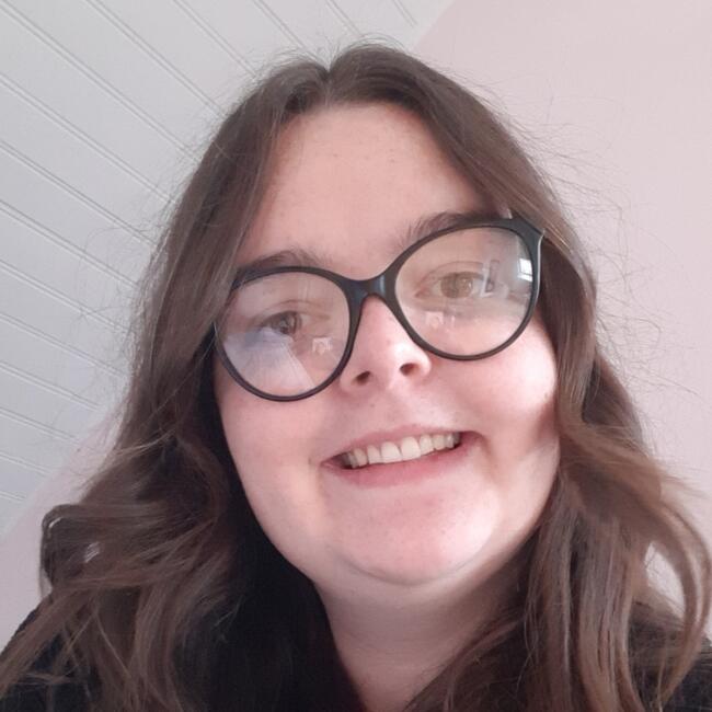 Babysitter in Arras: Flora