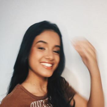 Babá em Sete Lagoas: Maria