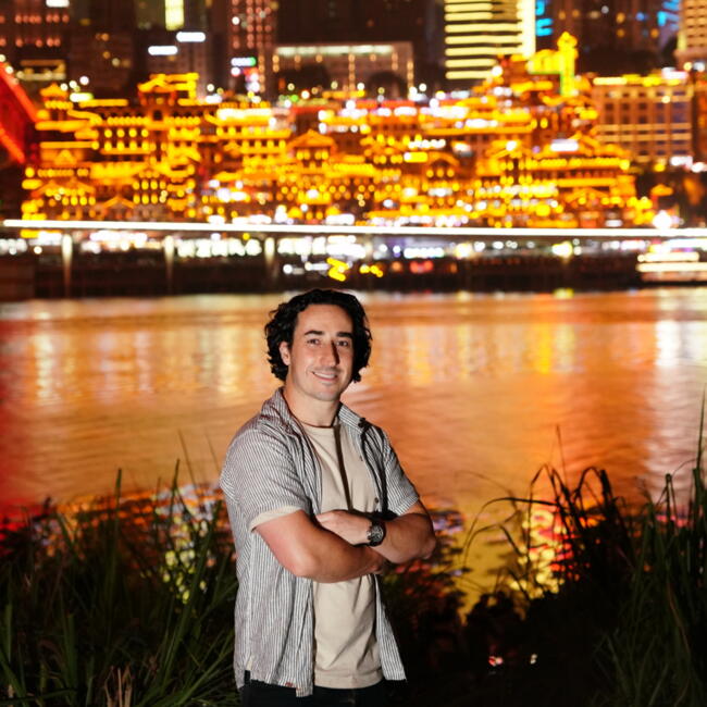 Babysitting job in Hong Kong: Loic