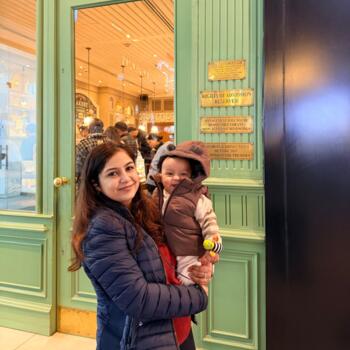 Babysitting job in Singapore: babysitting job Prina