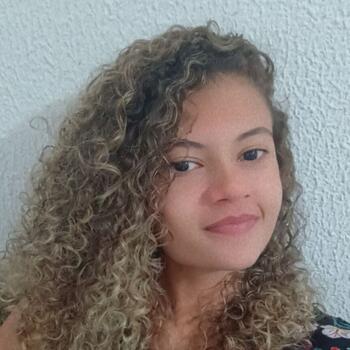 Babá Vespasiano: Larissa