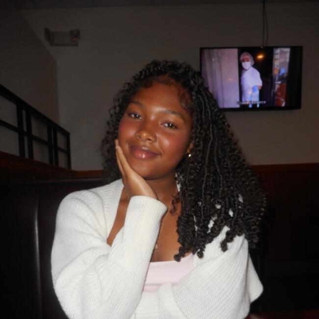 Babysitter in Mt. Dora: Sa'niya
