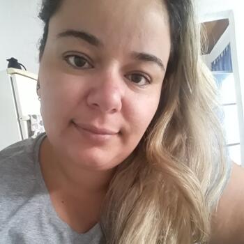 Babá em Taubaté: Bruna