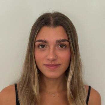 Babysitter in Vila Real: Ana