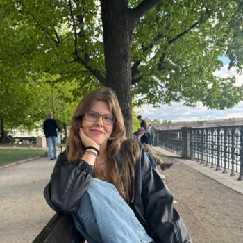 Chůva v Šestajovice: Weronika