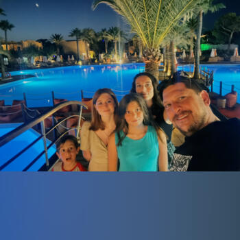 Baby-sitter Domancy: Elisa