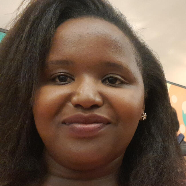 Babysitter in Perth: Elizabeth