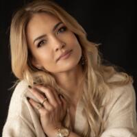 Carla Esteves