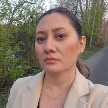 Babysitter in Saint-Germain-en-Laye: Yesica Hernández