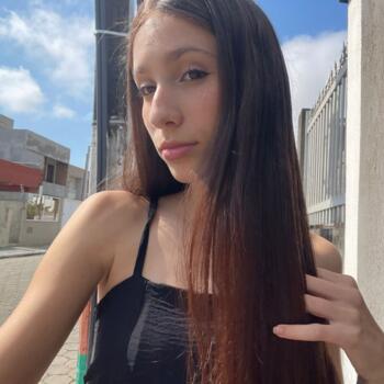 Babá em Camboriú: Milena