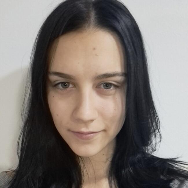 Babysitter in Romainville: Nina