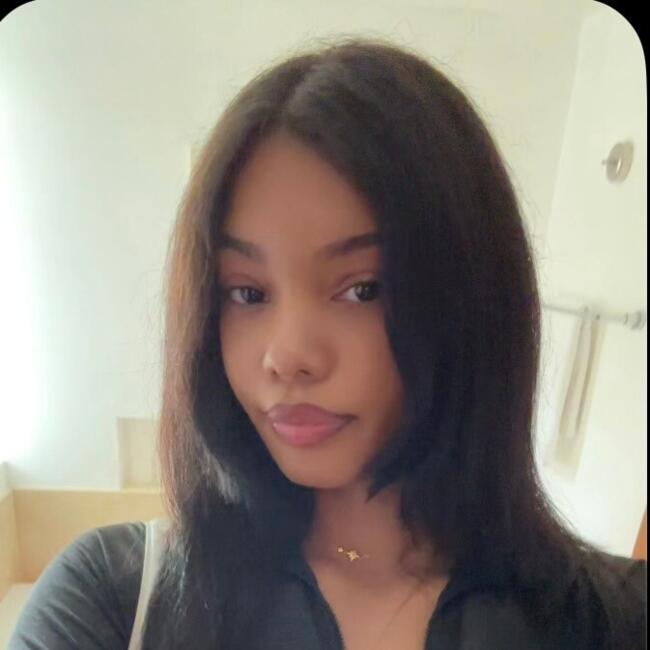 Babysitter in Bussy-Saint-Georges: Loladé