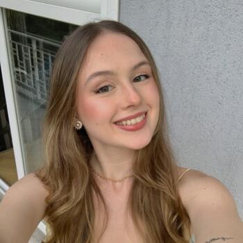 Babysitter in Curitiba: Maria Julia
