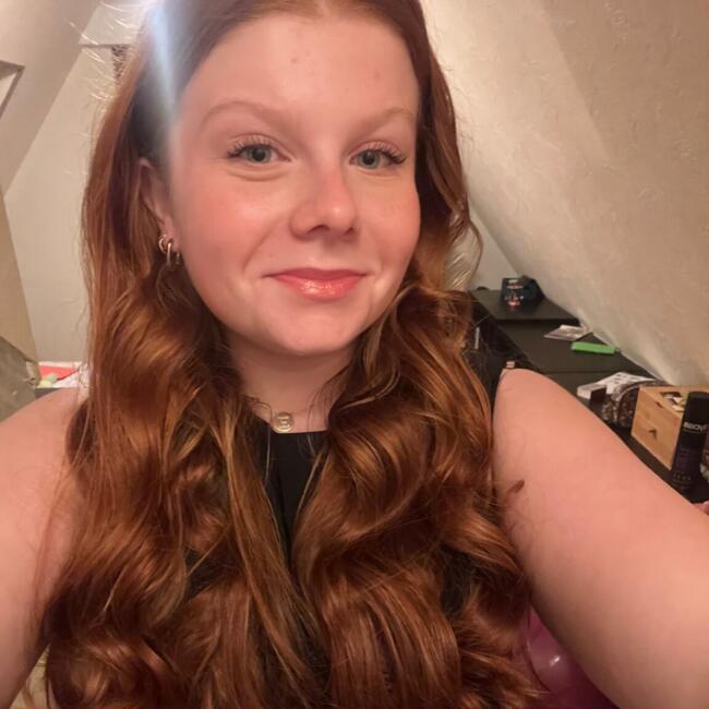 Babysitter in Saint-Alban (Bretagne): Jade