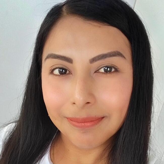 Niñera en Montecristi: Carolina