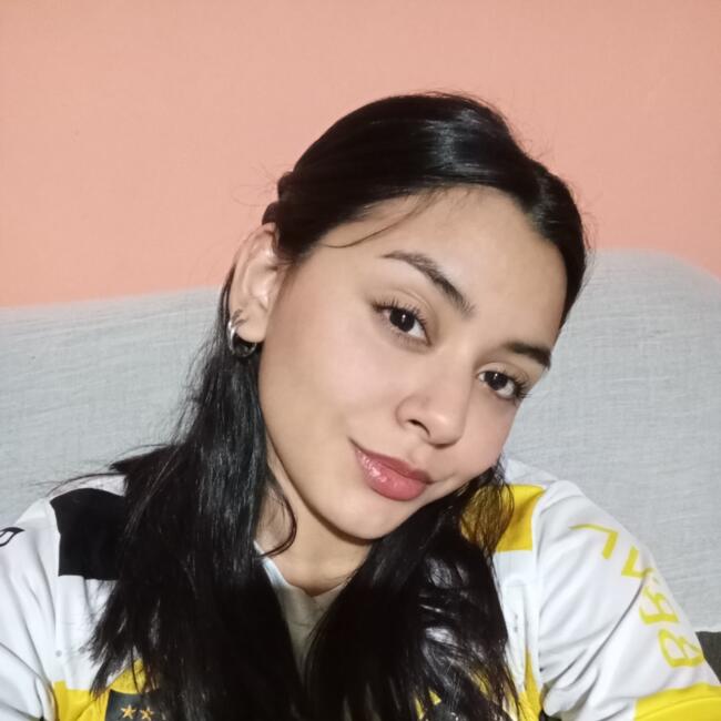 Babysitter in Chimbas: Flor