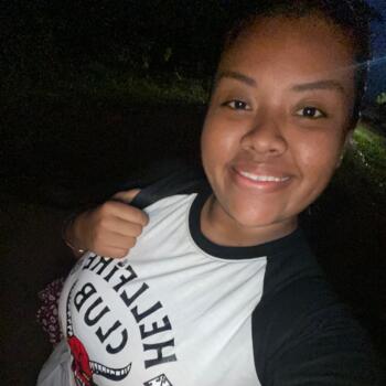 Babysitter in Canto del Llano: Yohana