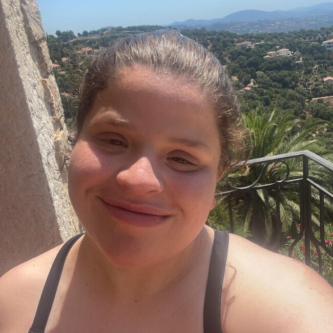 Babysitter in Schoten: Ella