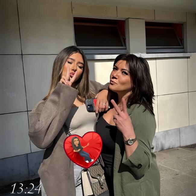 Babysitter in Evere: Elena