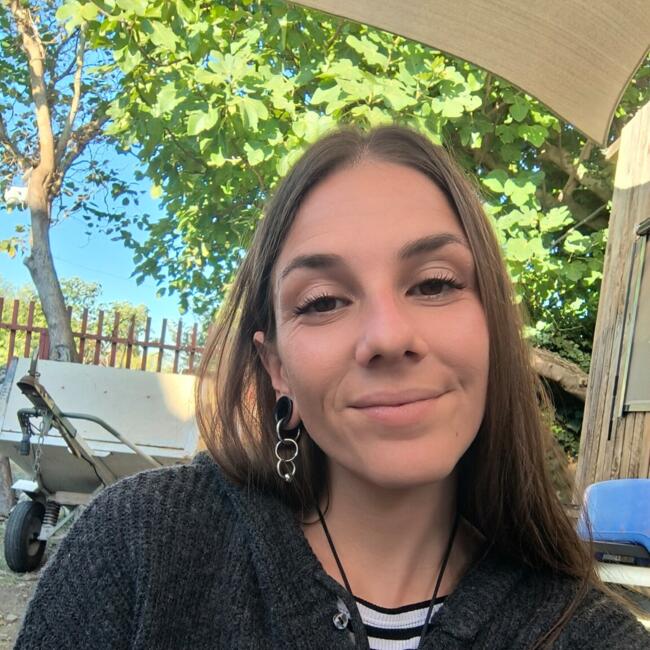 Babysitter in Fontaine: Amandine