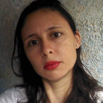 Babysitter in Caçapava: Priscila