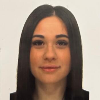 Babysitter in Rome: Stella