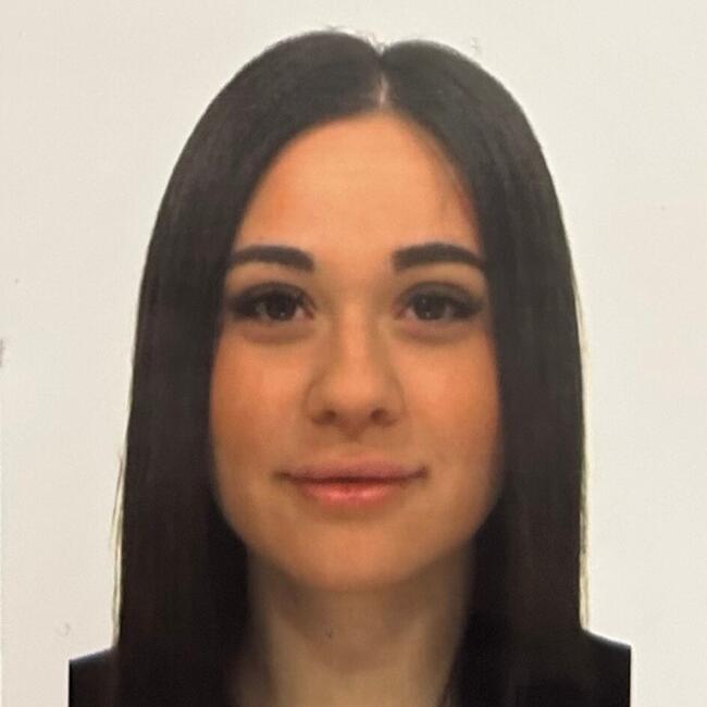 Babysitter in Rome: Stella