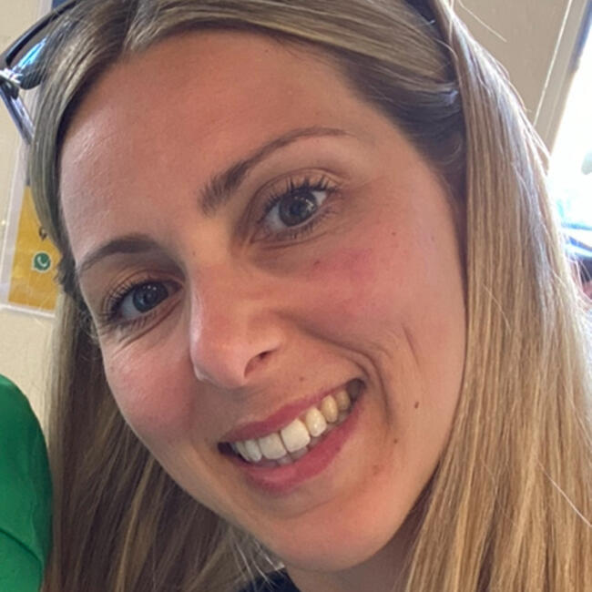 Δουλειά για babysitter στην περιοχή Φλωρεντία: Giulia