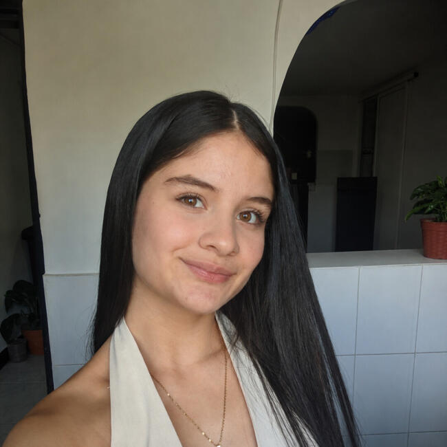 Babysitter in Manizales: Manuela