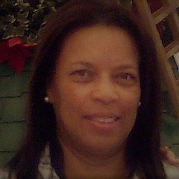 Babysitter in São José dos Campos: Vania