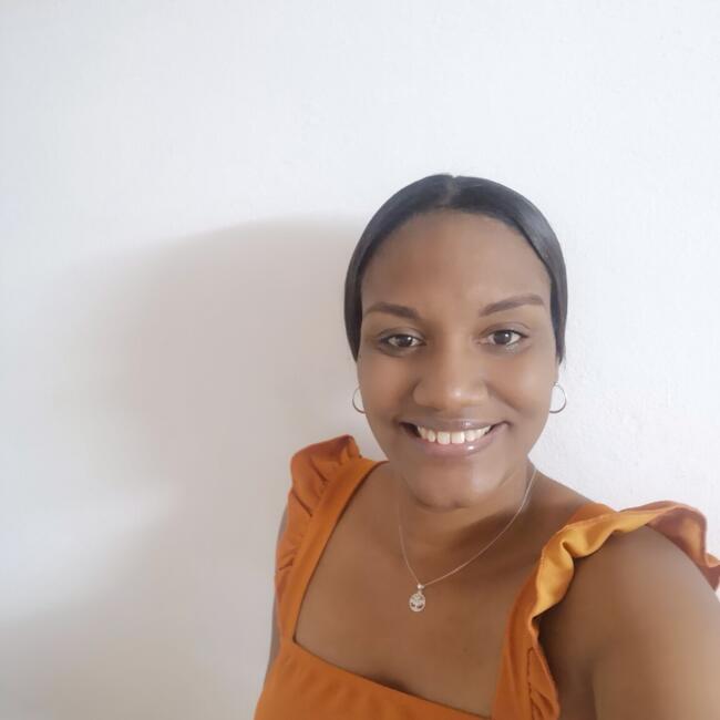 Babysitter in Foz do Iguaçu: Cristina Olimpia