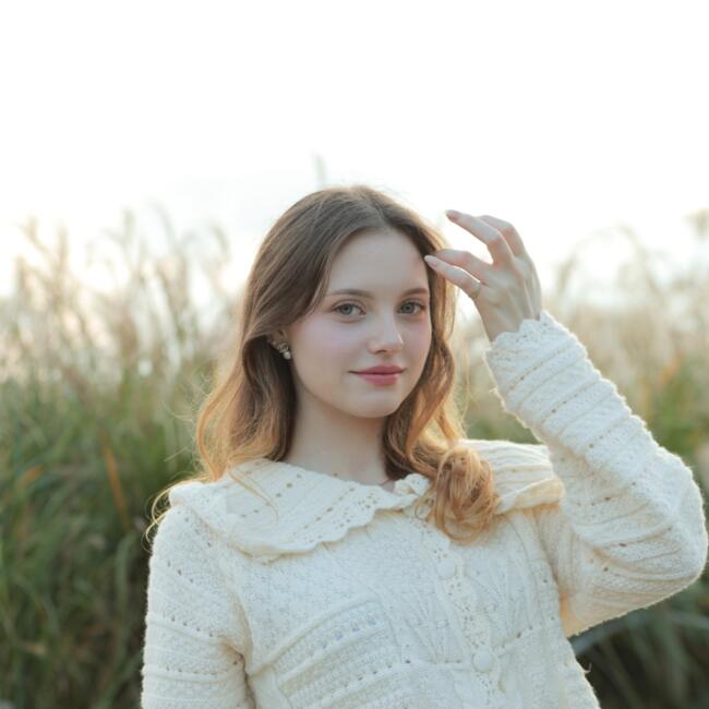 봉천동에 있는 베이비시터: Tess