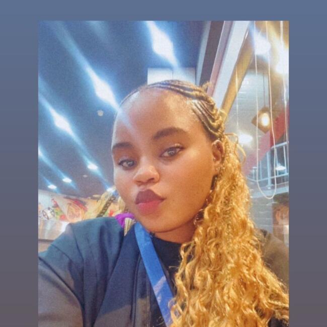 Babysitter in Riyadh: Marion