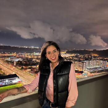 Niñera en Hualpén: Angela