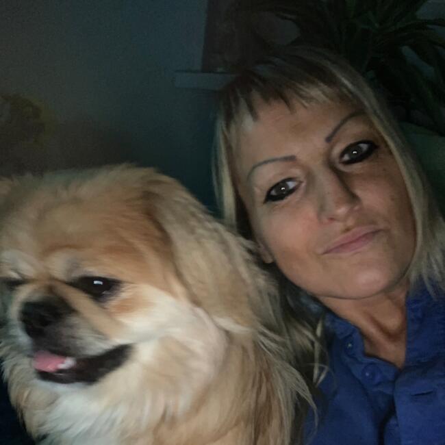 Babysitter in Worthing: Denisa