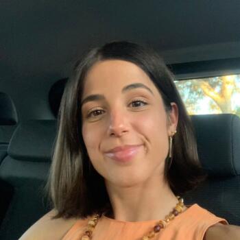 Canguro en Boadilla del Monte: Elena