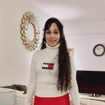 Babysitter in Maisons-Laffitte: Pooja