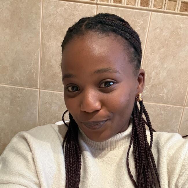 Babysitter in Brackenhurst: Sibusisiwe